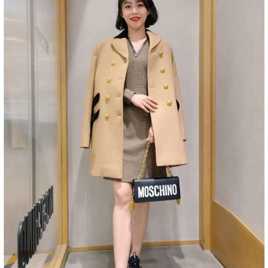 Moschino 新款大衣 全新40號 原價打完折扣19896購買-0