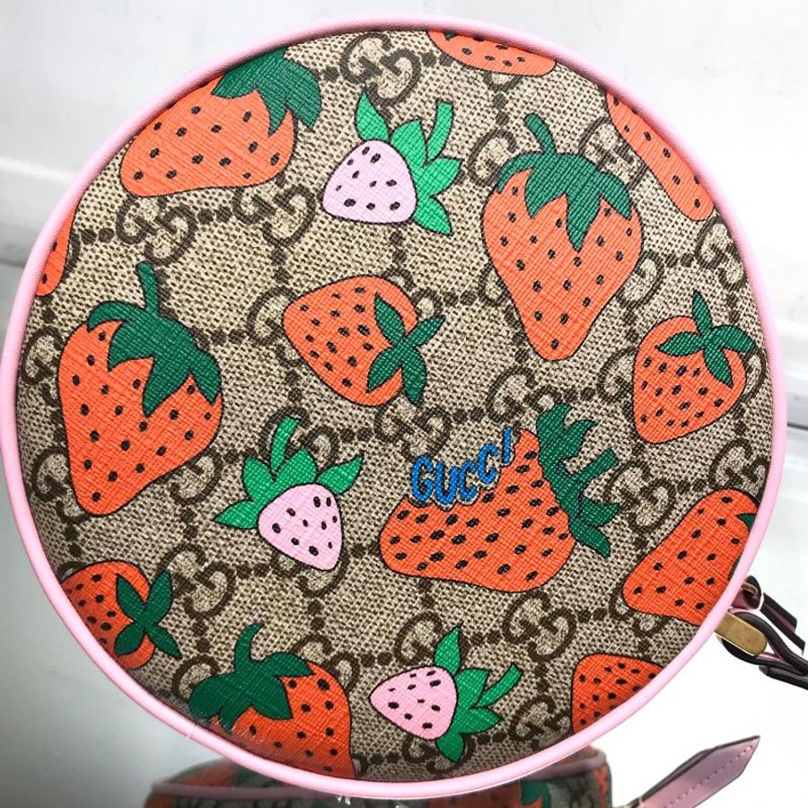 Gucci 限量GG Supreme草莓圓餅腕帶包【促銷品】-16