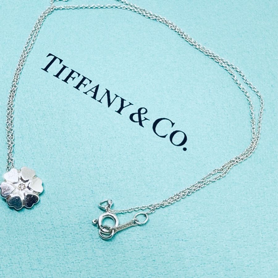 Tiffany鑲真鑽小花純銀項鍊-4