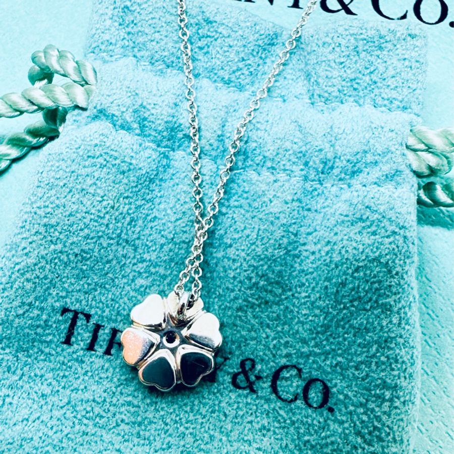 Tiffany鑲真鑽小花純銀項鍊-11