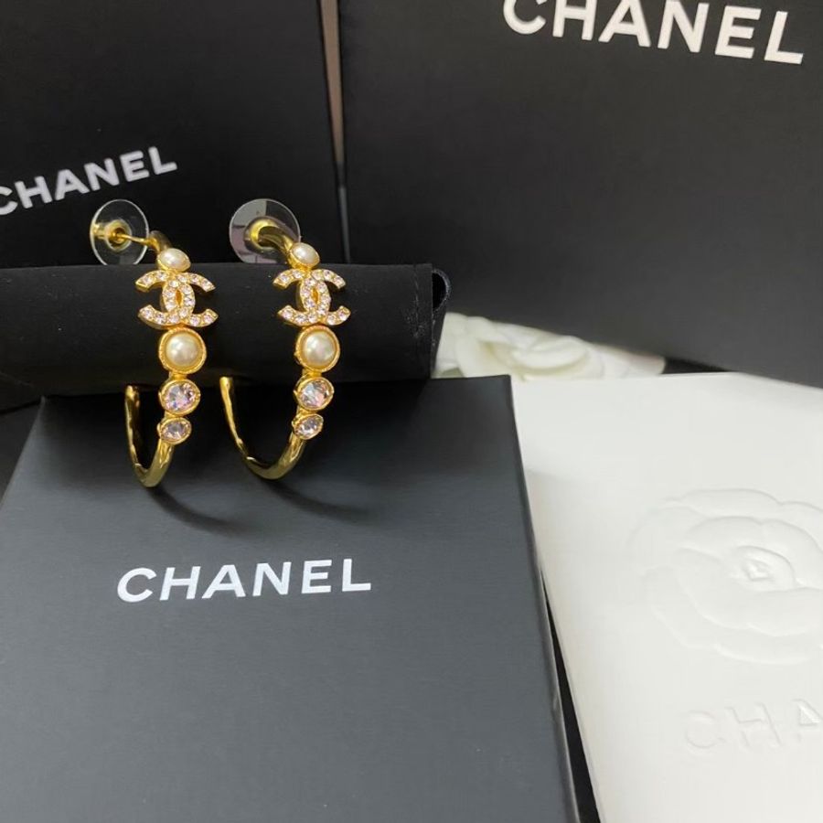 Chanel香奈兒 珍珠水鑽耳環 超美超亮，全新未戴，台灣專櫃購入-6