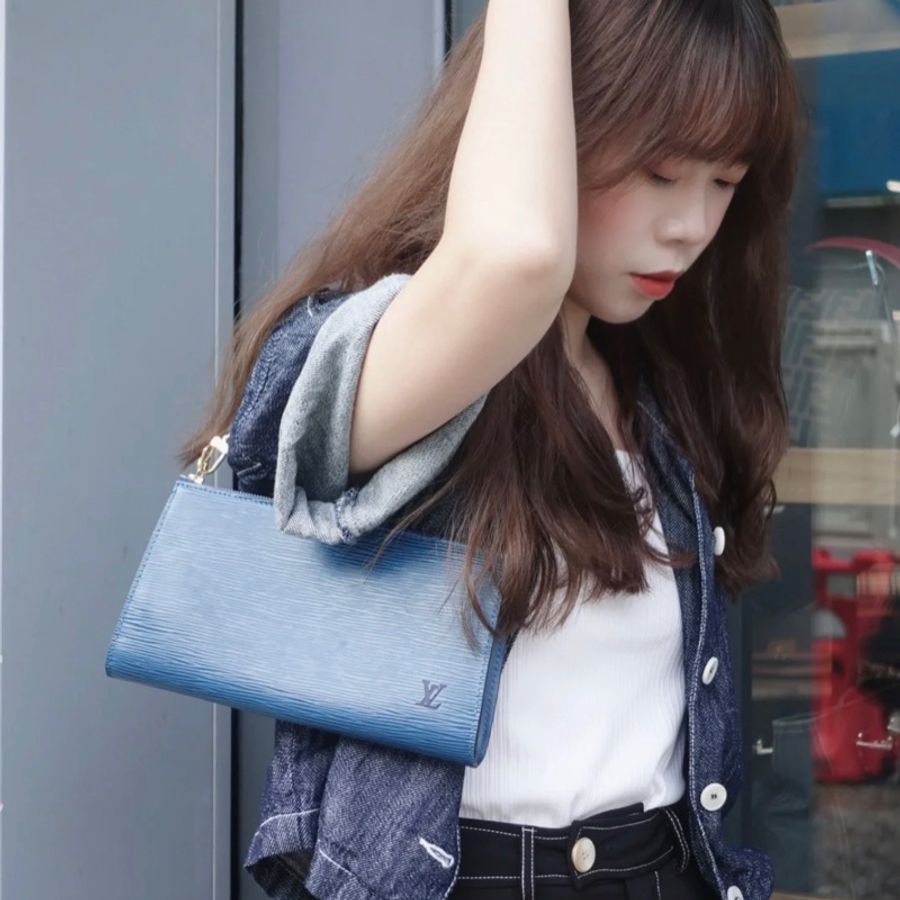 LV 藍色水波紋麻將包-5