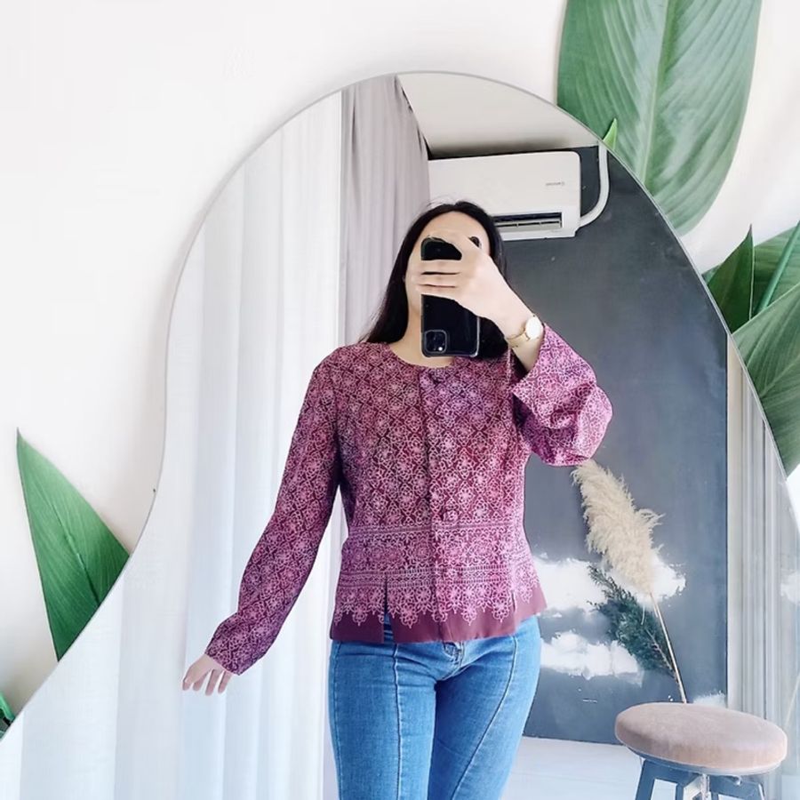 紫咖滿花圖騰前方排釦下開叉 古著紡紗襯衫上衣 vintage Shirt-2