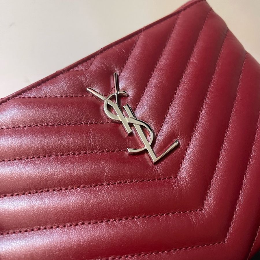 YSL 全新 酒紅色山形紋 一字拉鍊零錢卡片包-2