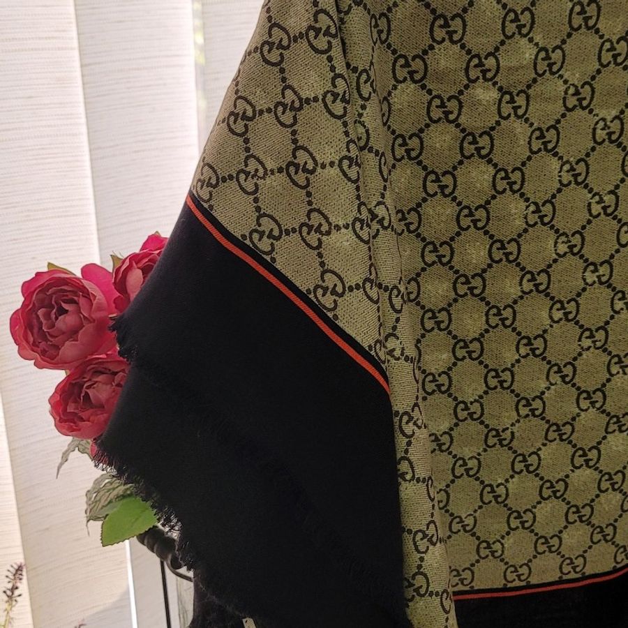 Gucci 絲巾-0