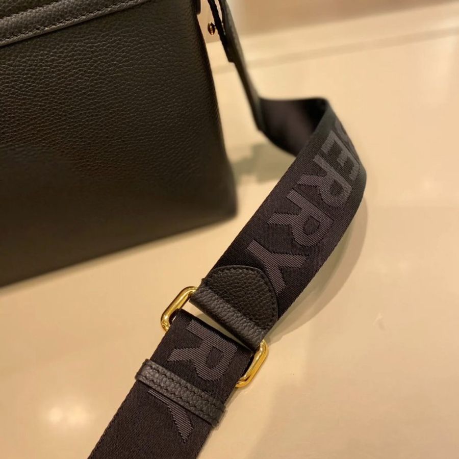 🎊佳節特賣🎁Burberry 80211101 Note 翻蓋單肩包 黑色-24