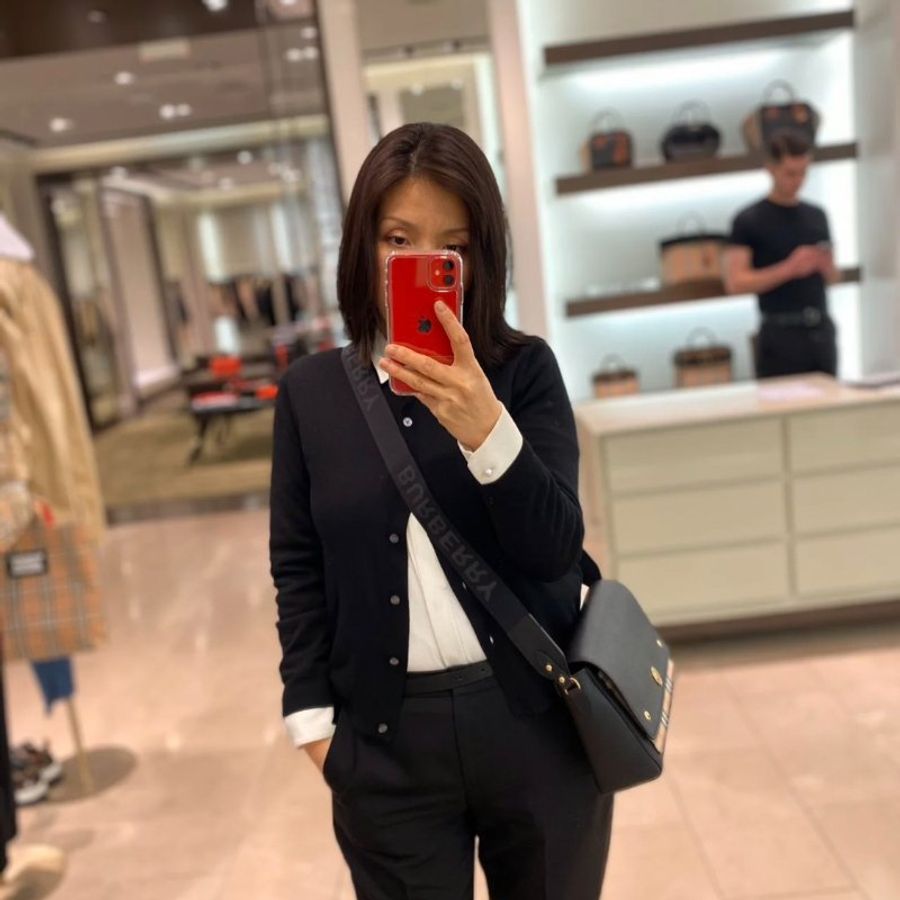 🎊佳節特賣🎁Burberry 80211101 Note 翻蓋單肩包 黑色-25