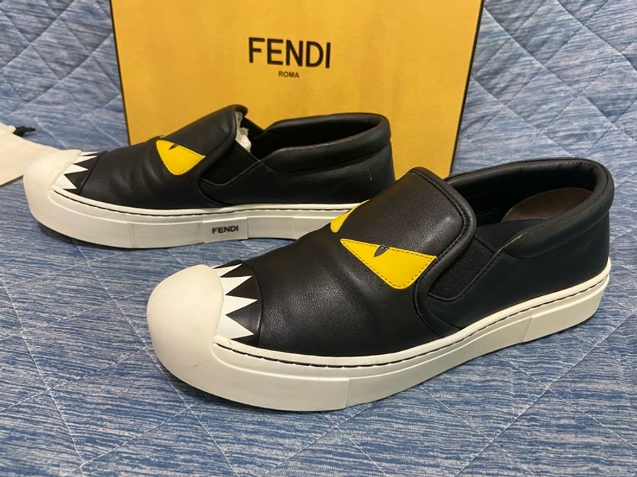 FENDI 黑色 小怪獸 平底鞋 真皮 黃眼 怪獸 休閒 懶人鞋 39號-1