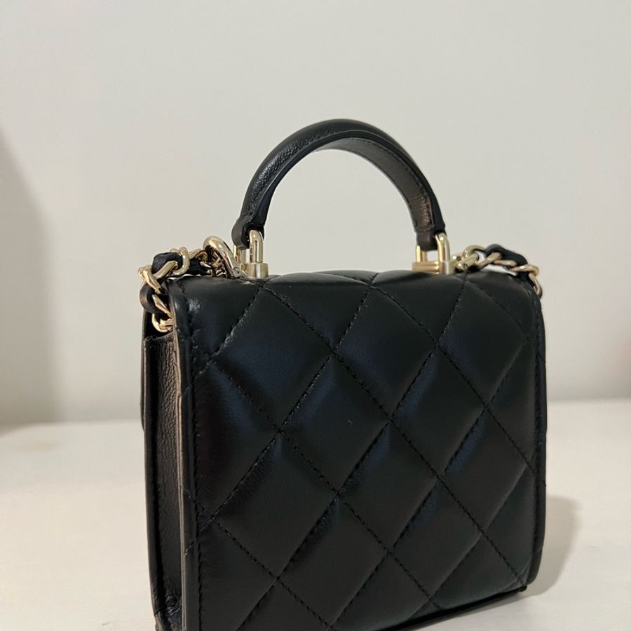 Chanel香奈兒黑色羊皮迷你手把鏈條小包-4