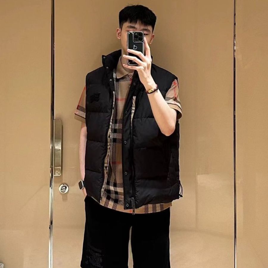 Burberry 80713661 男款雙面兩穿格紋裁片背心 典藏米色 S/M/L/XL (四個尺寸可選 購買請告知尺寸)-3
