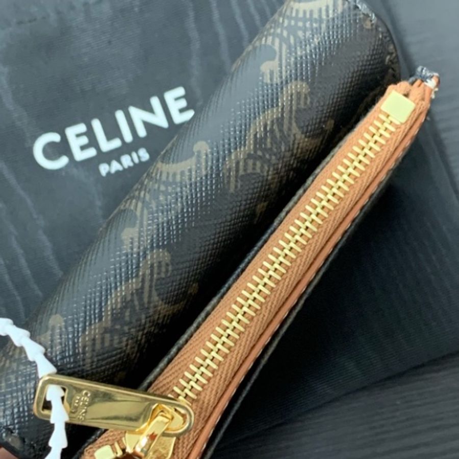 Celine TRIOMPHE全新帆布小型TRIOMPHE二合一短夾-3