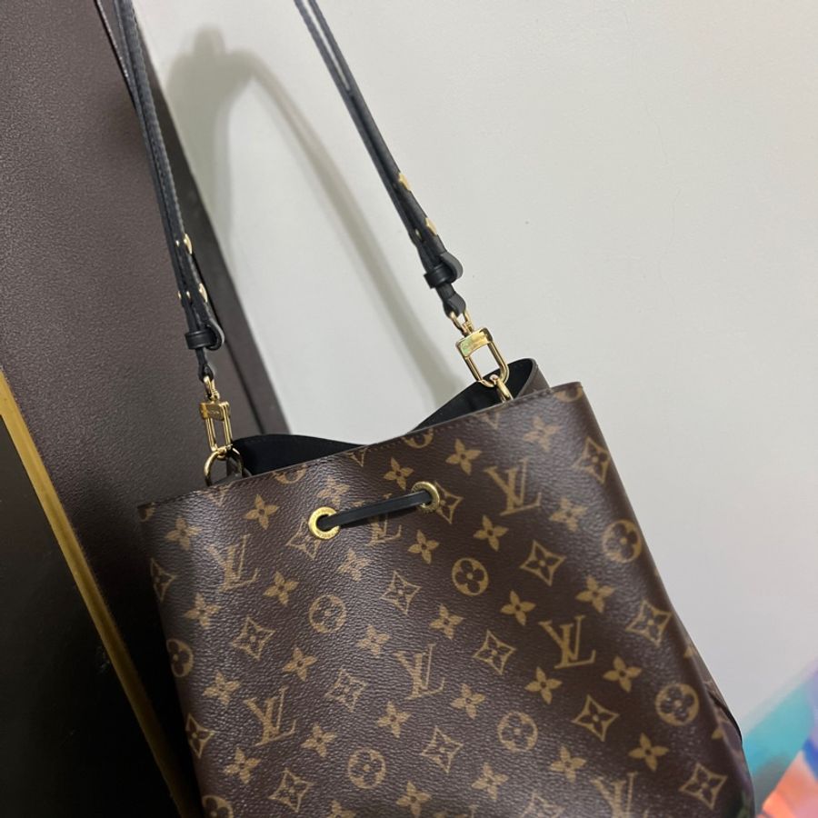 LV NoéNoé MM 牛皮 束口斜背/肩背水桶包-2