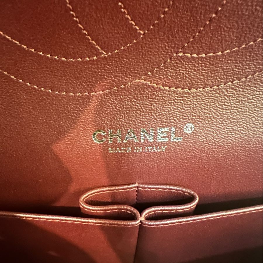 CHANEL 黑菱格羊皮銀雙C JOMBO 鏈包-13