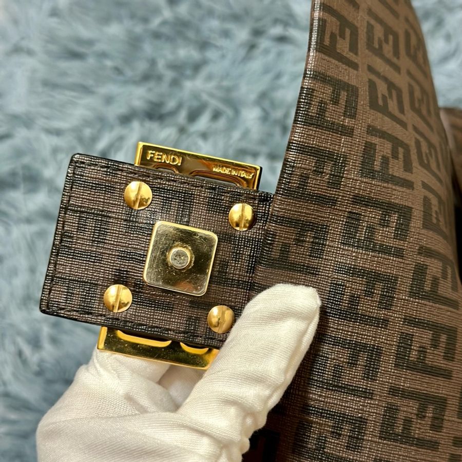 🔥爆款釋出🔥95新✨ #Fendi #Baguette #老花 大 #法棍 #腋下包 💕-28