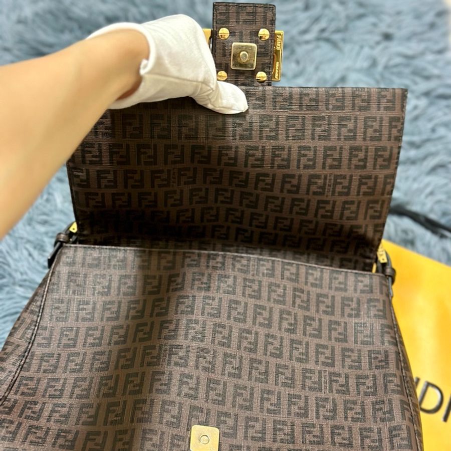 🔥爆款釋出🔥95新✨ #Fendi #Baguette #老花 大 #法棍 #腋下包 💕-30