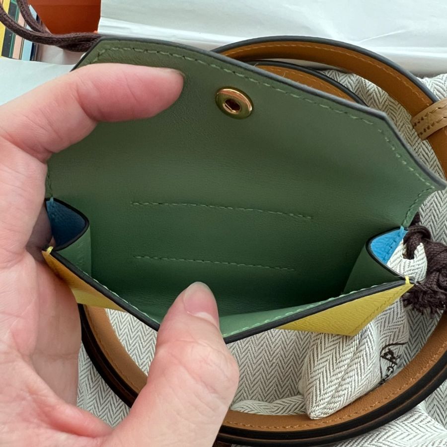 Hermès 全新Kelly 18 pocket 奶茶色搭配黃卡夾包-9