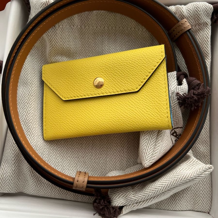 Hermès 全新Kelly 18 pocket 奶茶色搭配黃卡夾包-11