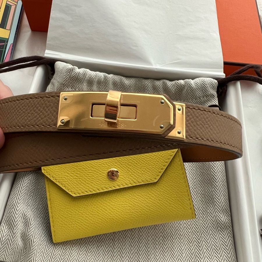Hermès 全新Kelly 18 pocket 奶茶色搭配黃卡夾包-22
