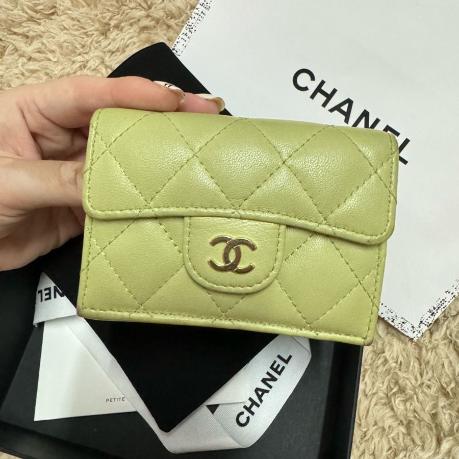 Chanel香奈兒三折短夾 皮夾 酪梨綠日本限定附銀座包裝-9