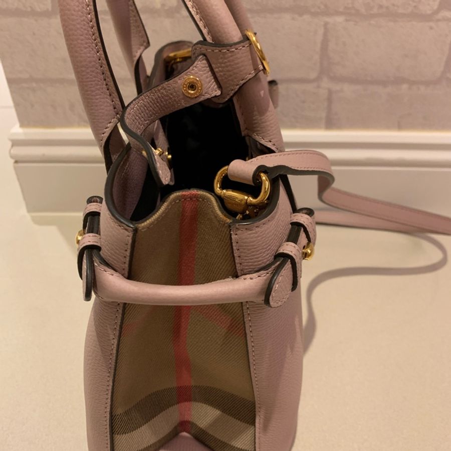 BURBERRY The Baby Banner House 格紋拼接兩用包(迷你/粉色)-7