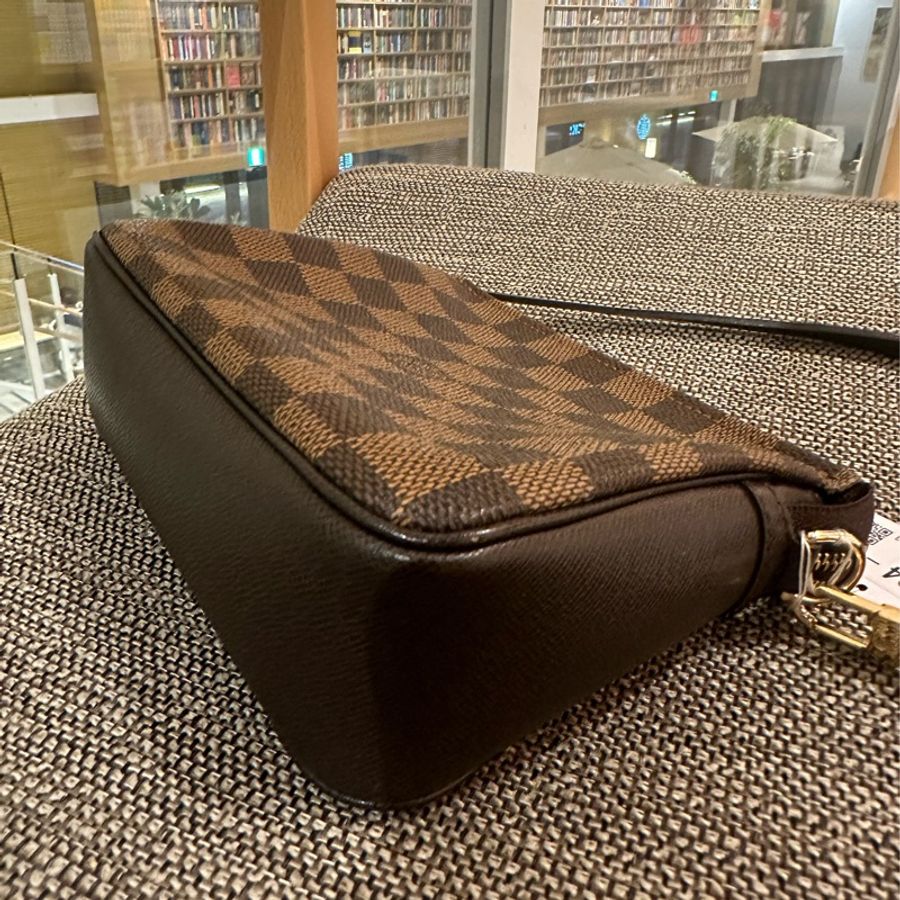 【Louis Vuitton】棋盤格小包-3