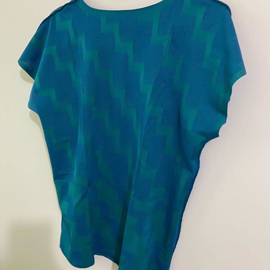 三宅一生 issey miyake me pleats please 藍色綠色舞曲a-poc 雙面都可穿搭 兩面用 圖騰 上衣 短袖t 尺寸3號-2