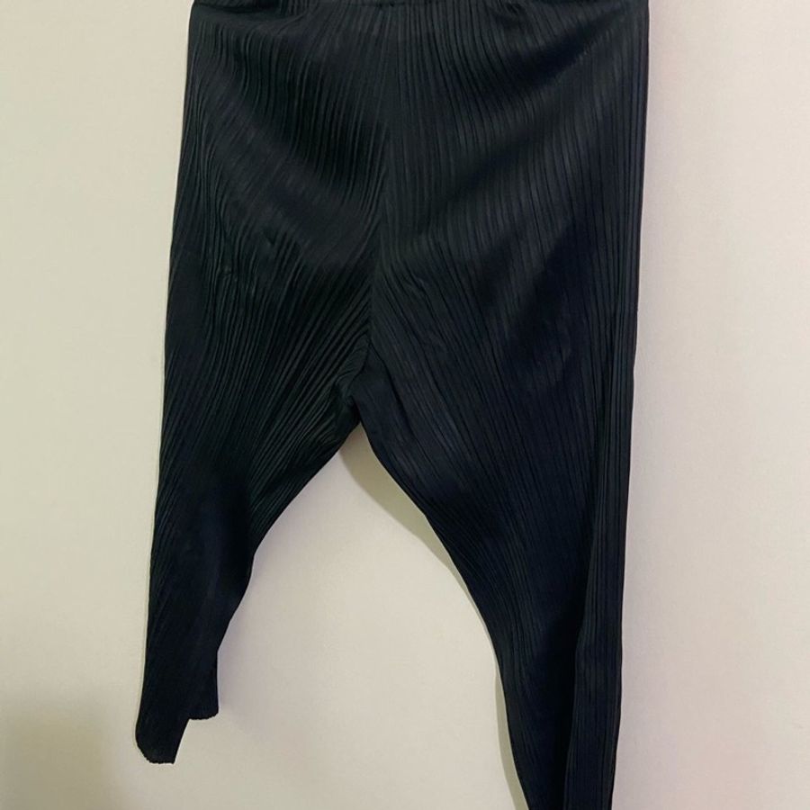 三宅一生 issey miyake me pleats please 尺寸4號 黑色皺摺褲 抓皺 經典款 基本款 長褲-3