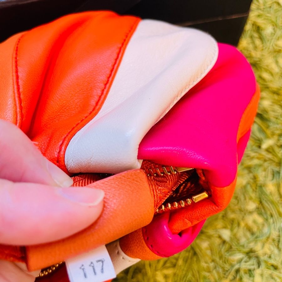 二手正品/Prada 橙色牛皮/條紋手拿包/附盒子/保卡/義大利製/雙邊有孔可自+背帶變斜背包/側背包(看圖看內文)-7
