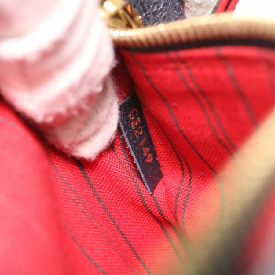 【日本直送】路易威登 Empreinte Pochette Metis 中型手袋 MarineRouge M44071 正品 bs3793-10