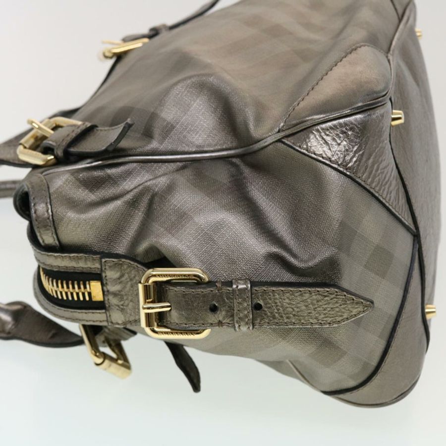 【日本直送】BURBERRY Nova 格紋單肩包 皮革 銀色 Auth am4544-3