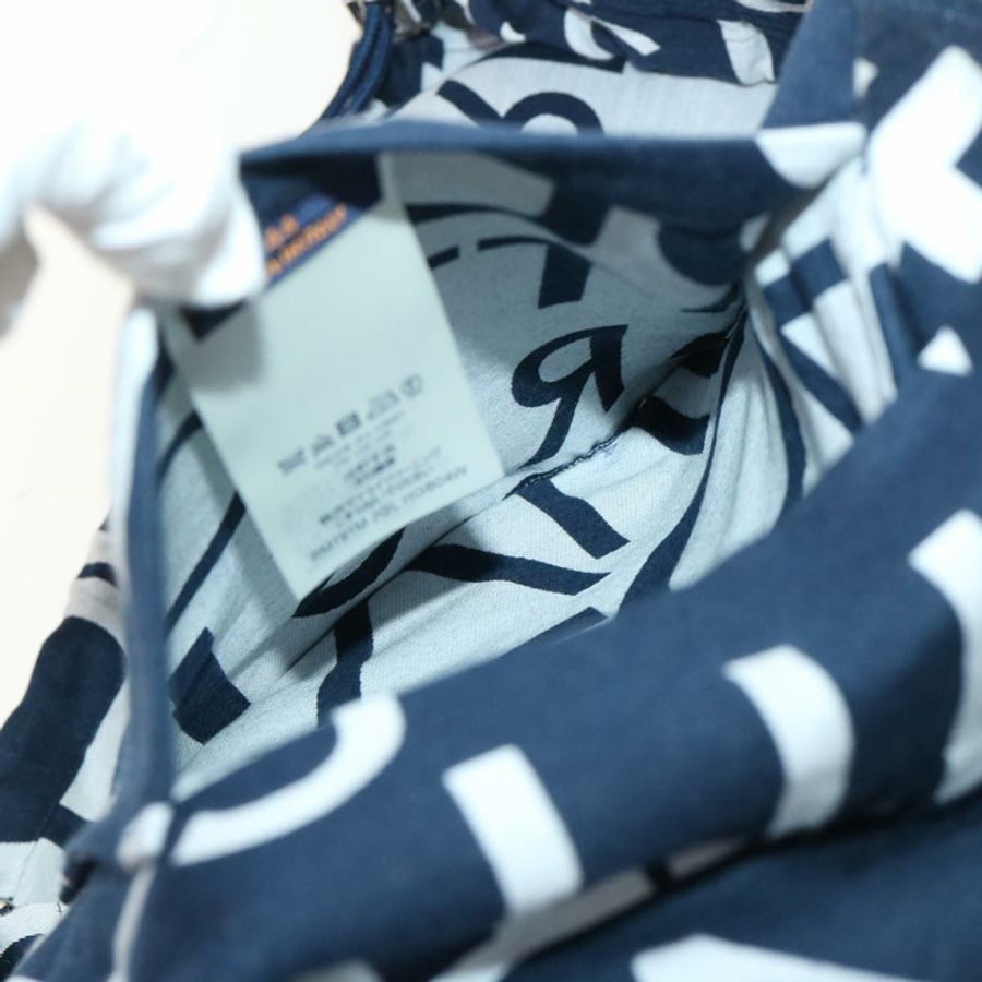 【日本直送】路易威登 (LOUIS VUITTON) 19春夏系列 Galaxy 可折疊 Logo 連帽衫，海軍藍/白色，LV 正品 ak192-8