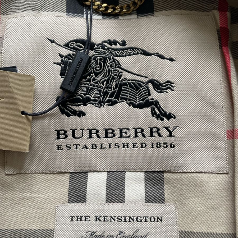 [全新未剪標 倫敦購證］Burberry經典款Kensington蜜金色風衣🧥穿上秒變女神-9
