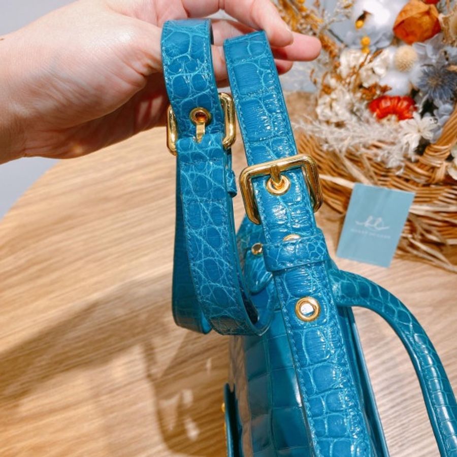 TW0160 Miu Miu 鱷魚皮側肩包 Croc Leather Crossbody Bag-5