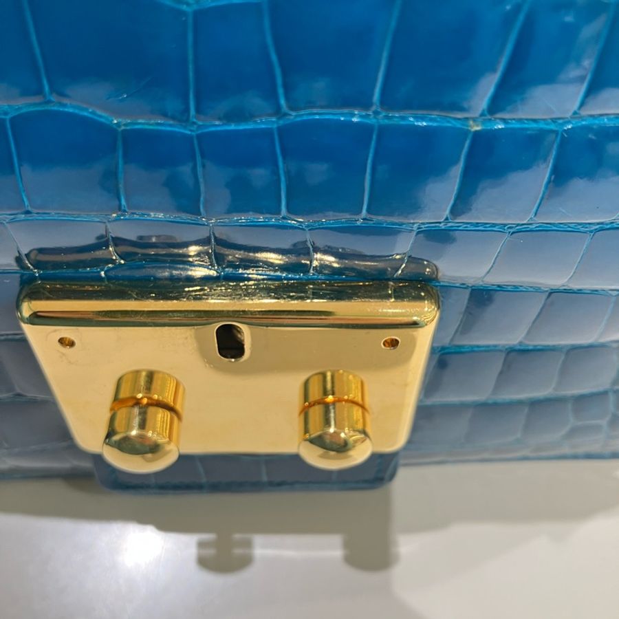 TW0160 Miu Miu 鱷魚皮側肩包 Croc Leather Crossbody Bag-29