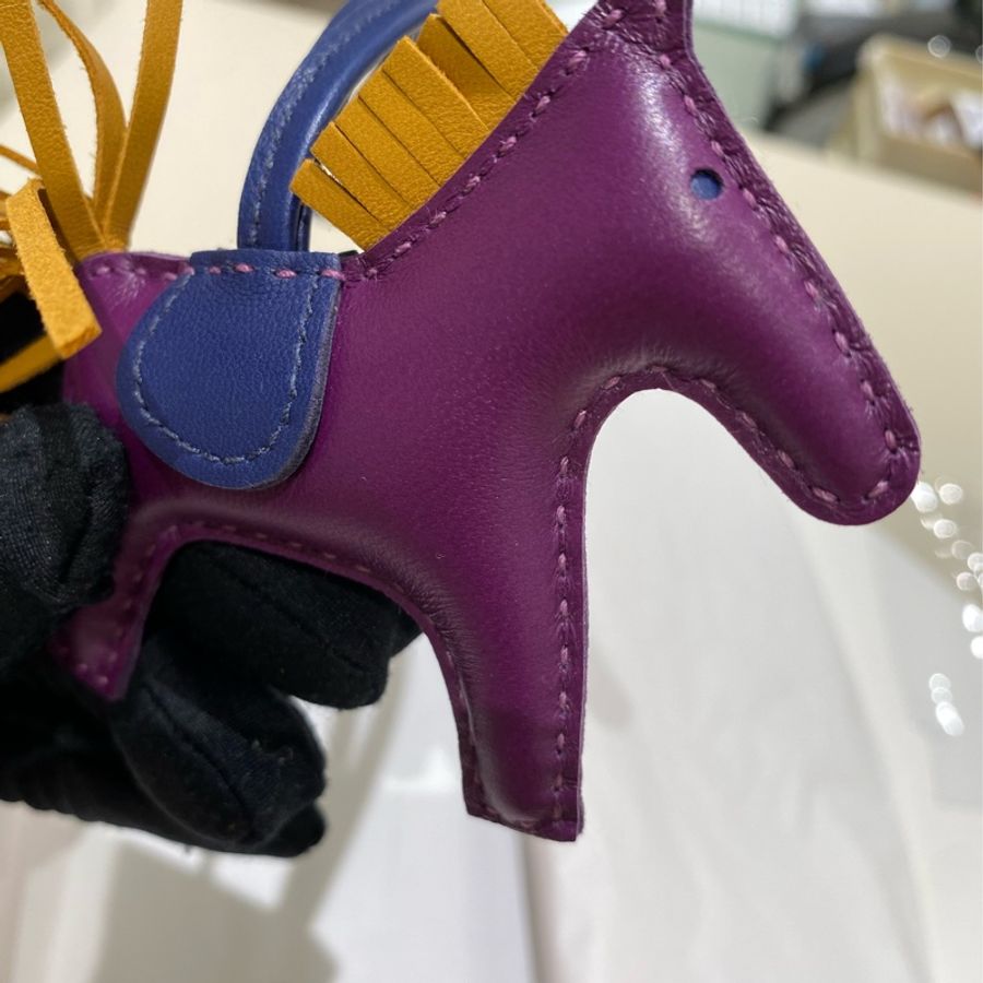 Hermes 小馬 紫色Rodeo PM Charm-29