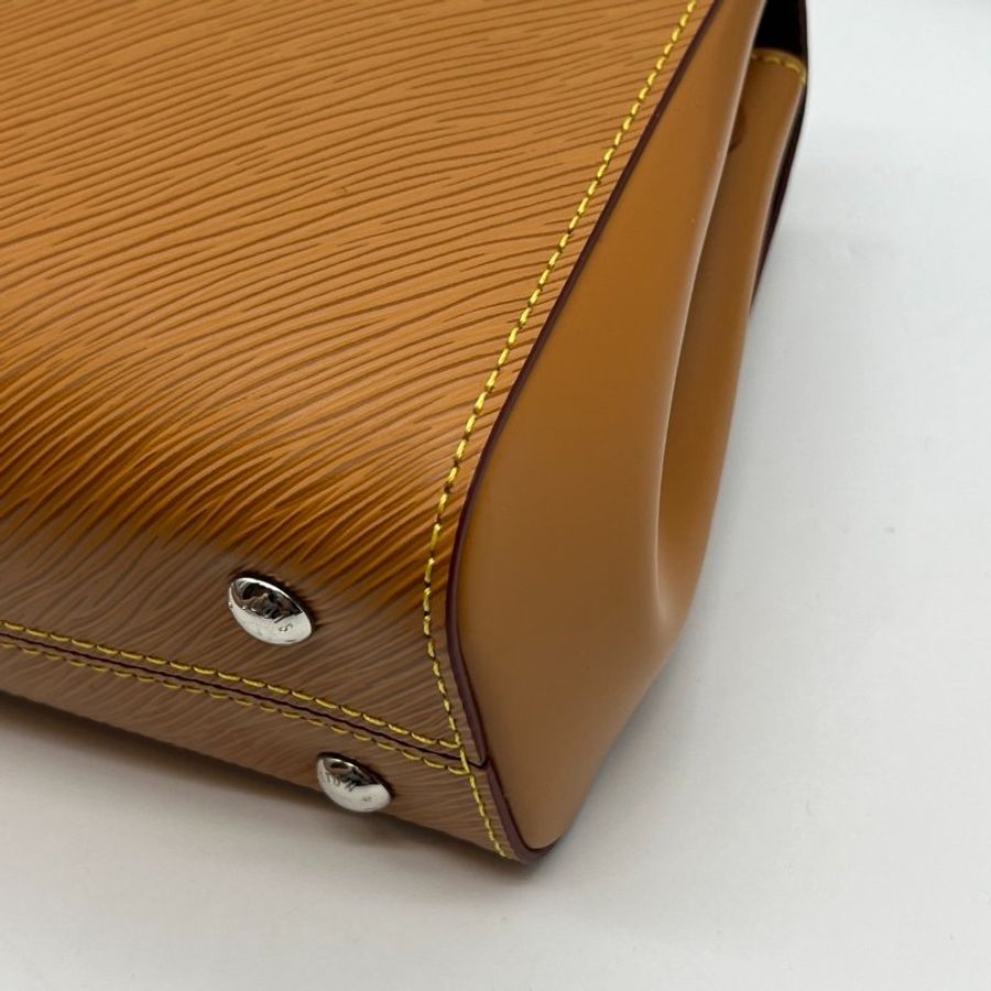 全新品  Louis Vuitton LV 晶片款 焦糖色EPI迷你款CLUNY二用包/手提包/斜背包/肩背包-5
