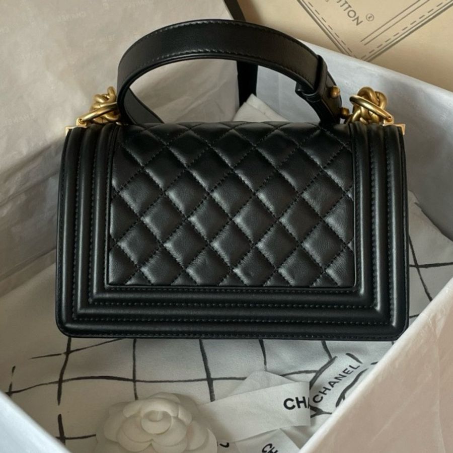 Chanel 牛皮Leboy 20cm-1