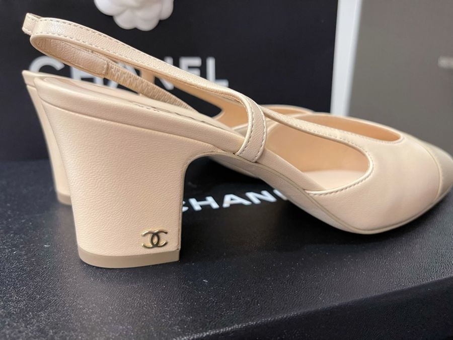 Chanel sling back 裸色 顯腿長 跟鞋 全新~-6
