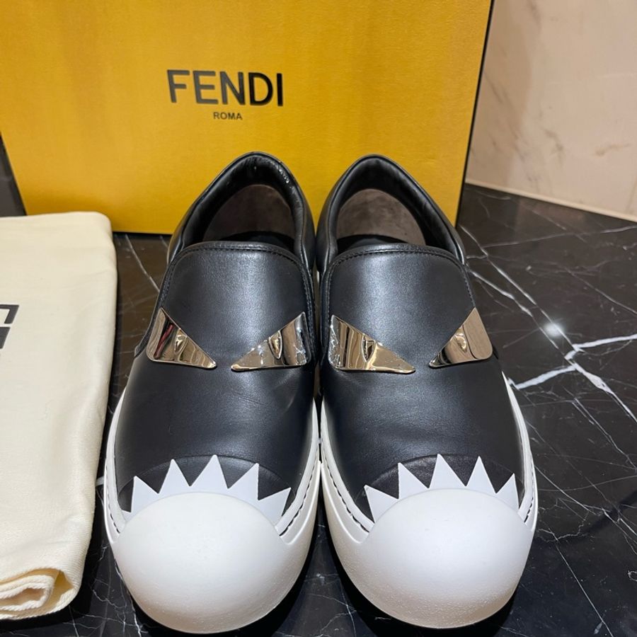 FENDI 全新 怪獸鞋-1