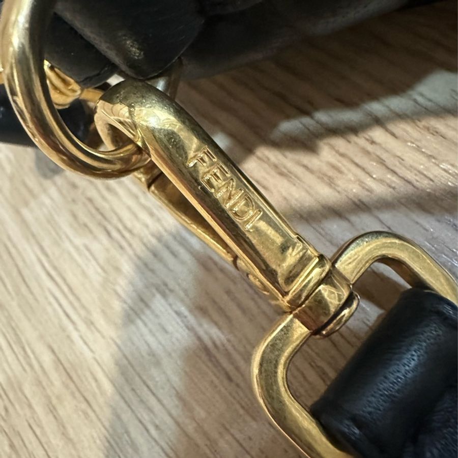 FENDI baguette 法棍包 黑-10