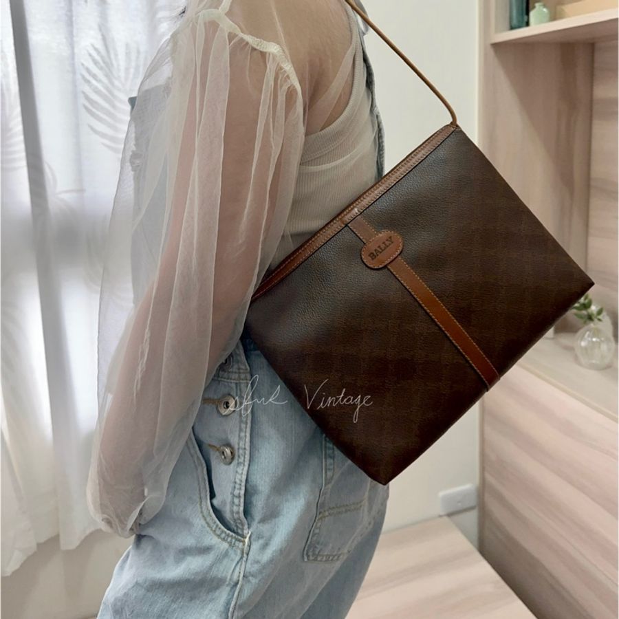 BALLY 老花手拿包-0
