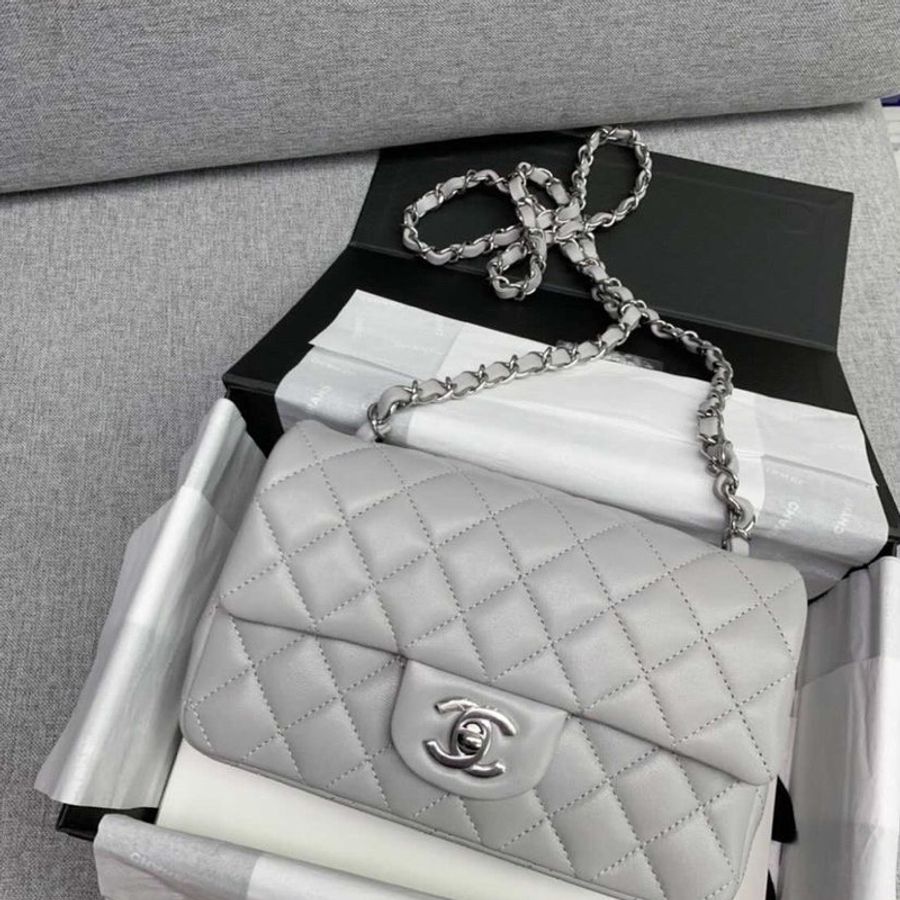 Chanel coco20 21b高級灰 羊皮銀扣-1