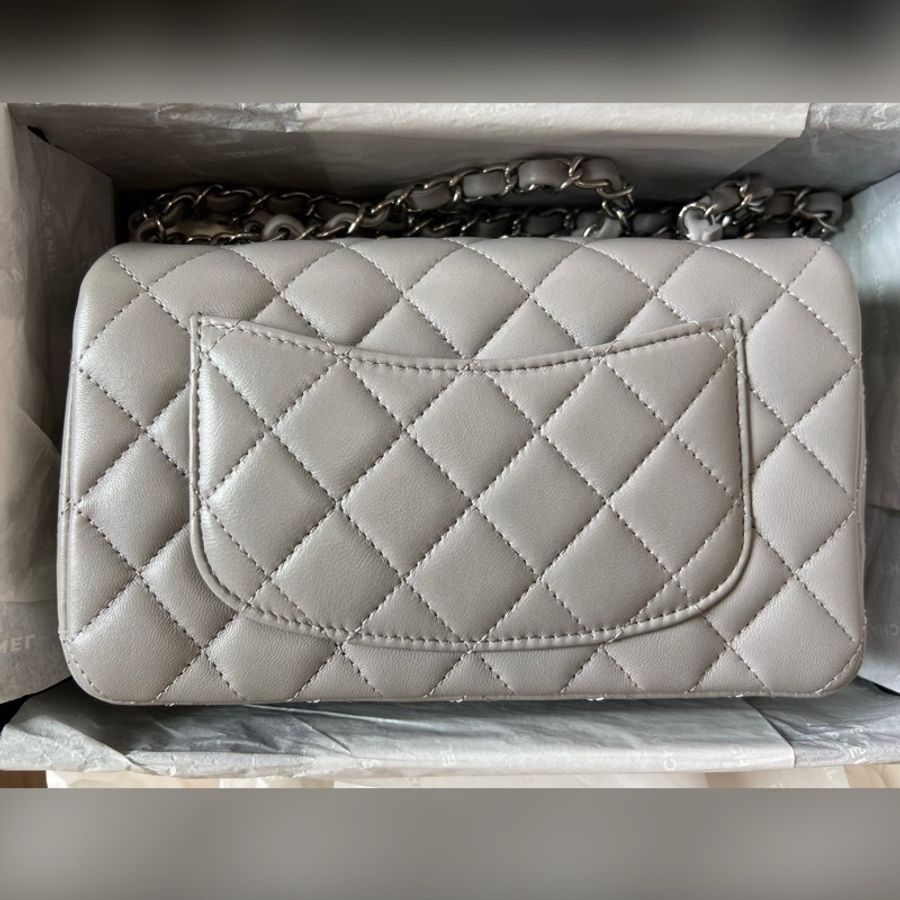 Chanel coco20 21b高級灰 羊皮銀扣-10