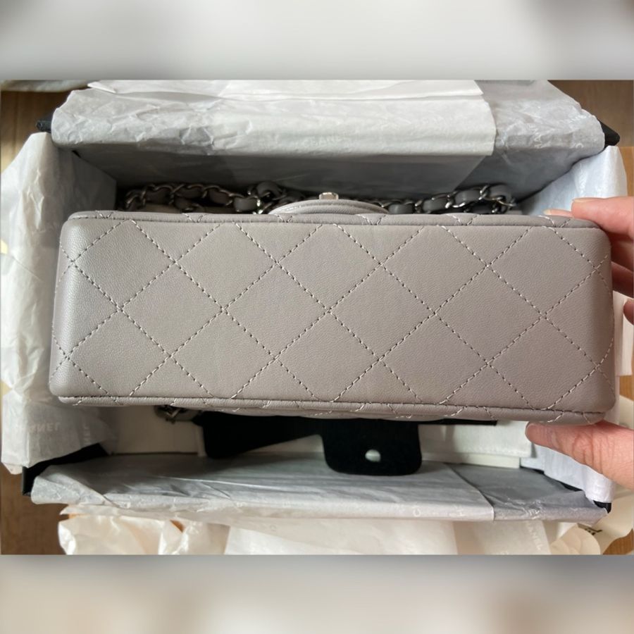 Chanel coco20 21b高級灰 羊皮銀扣-11