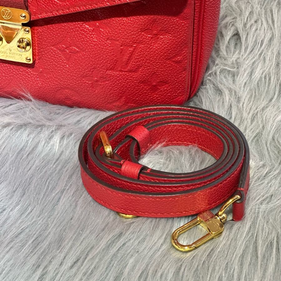 【舊愛新歡】LV紅色Monogram Pochette Métis郵差信封包-7