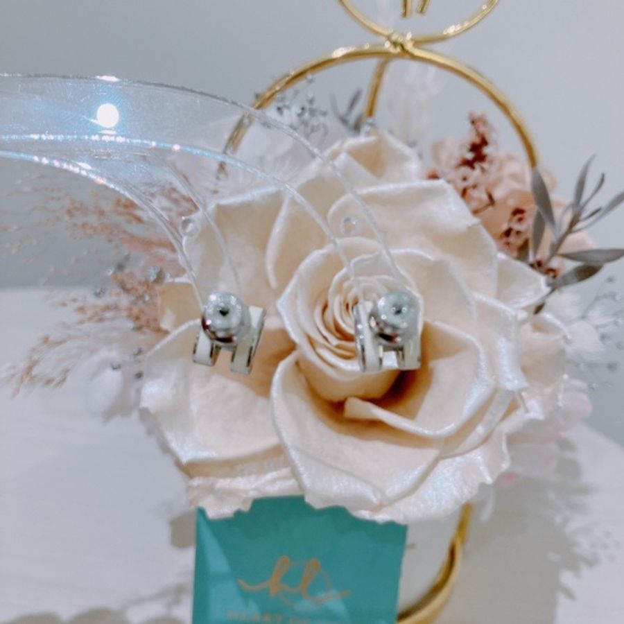 HERMES 耳環耳釘 白色配銀扣 MINI POP H EARRINGS WHITE X PHW-5