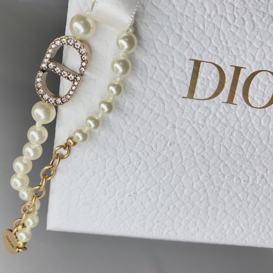 DIOR MONTAIGNE 30樹脂珍珠水鑽手鏈-6