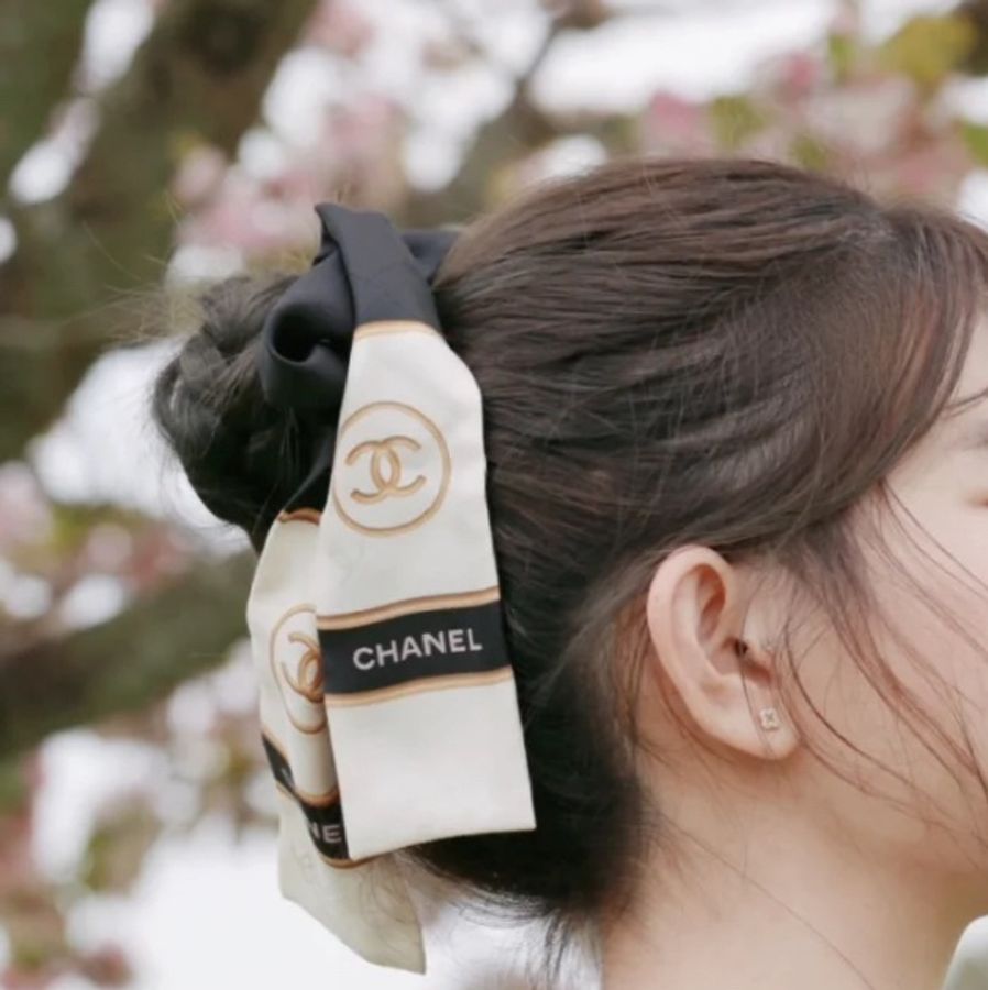 Chanel黑白金雙C字母logo絲巾 twilly-6
