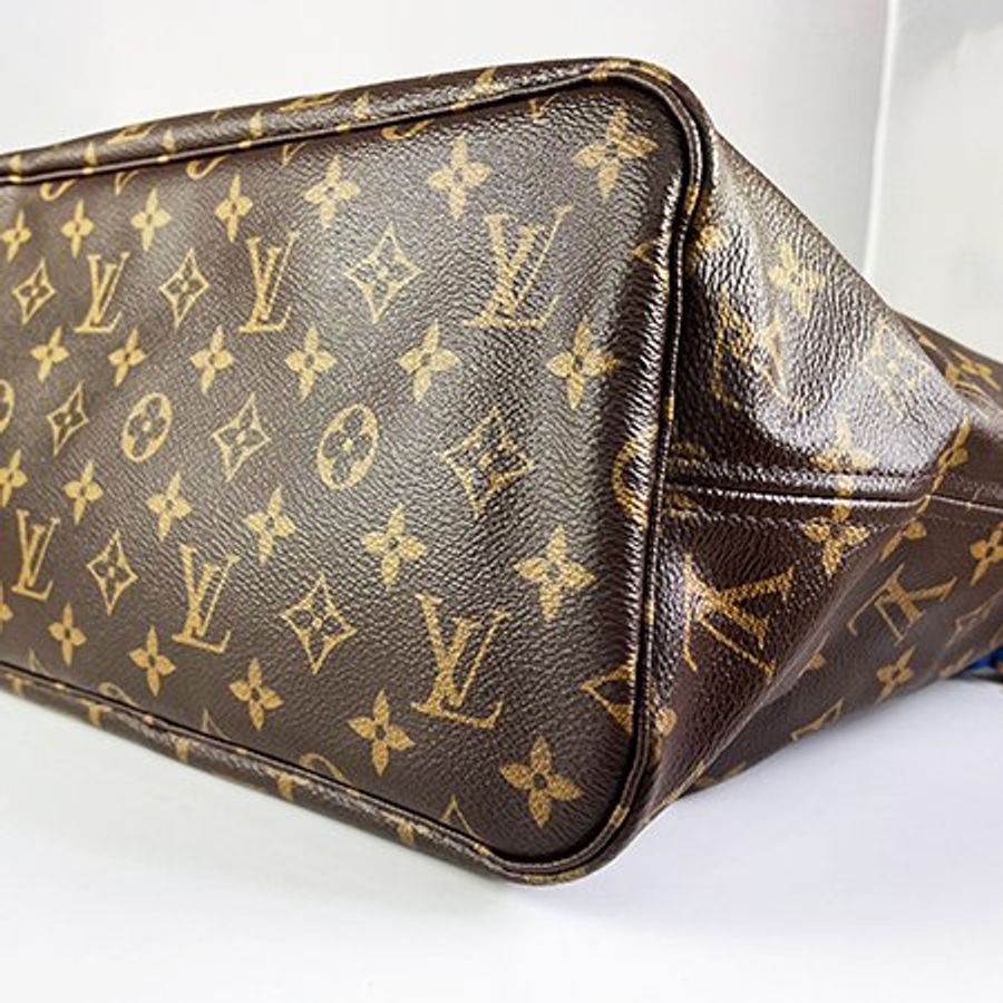 Louis Vuitton 原花/紅色限量圖騰Neverfull 購物肩背包(附子包)(MM) M41663-4