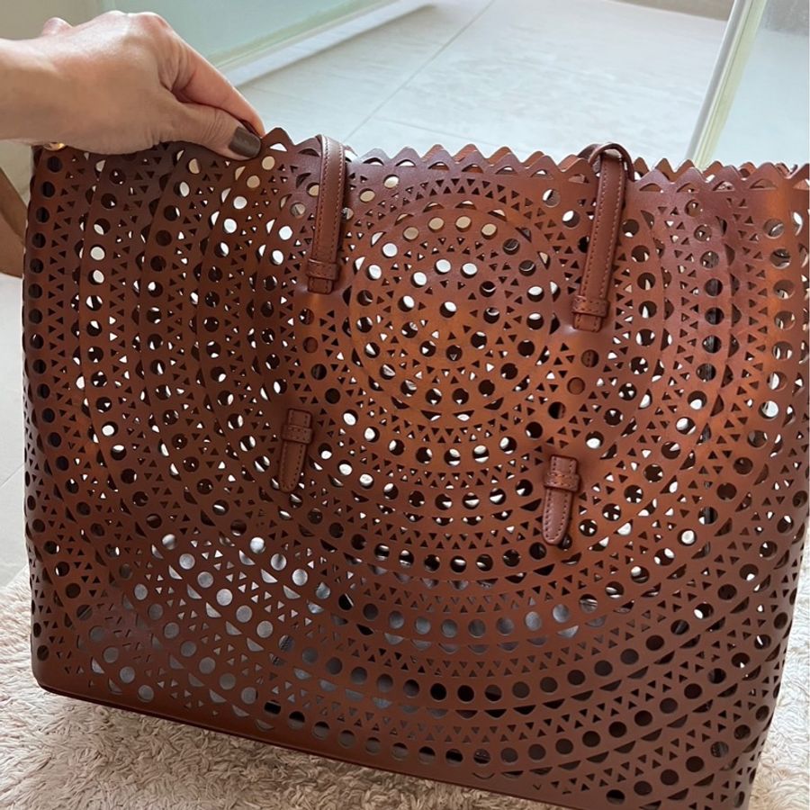 Alaia 咖啡色牛皮鏤空shopping tote-2